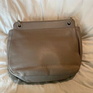 Almosty new Tory Burch bag wore few times in a very good condition.